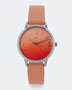 Damenuhr Mit Farbigem Zifferblatt 22 Damenuhr Mit Farbigem Zifferblatt -Modegeschäft 54161109 f1e58dd5 4f50 4282 b6e0 3027452e7272 pics2080