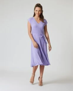 Kleid Mit Plissée-Rock -Modegeschäft 54184709 e5c3d0b2 e0cc 4f35 939f 96cb40dfd514 pics2080