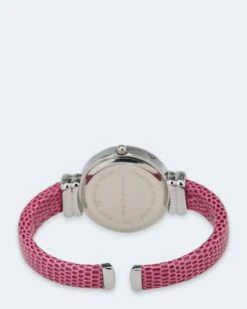 Damen-Spangenuhr -Modegeschäft 59445081 162cc8a8 7774 11ec 8c8e 5a72d431453d pics2080