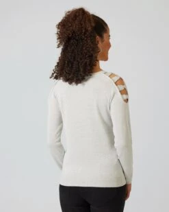 Pullover Mit Cut-Outs 13 Pullover Mit Cut-Outs -Modegeschäft 59595648 a5a00426 e0c5 11ec 8f3c 5a72d431453d pics2080
