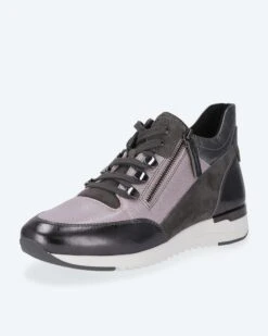 Caprice Sneaker Aus Hirschleder-Mix 28 Caprice Sneaker Aus Hirschleder-Mix -Modegeschäft 59596076 ef267ddf e17b 11ec 8f3c 5a72d431453d pics2080