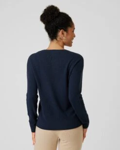 Cashmere Blend Pullover Mit V-Ausschnitt 13 Cashmere Blend Pullover Mit V-Ausschnitt -Modegeschäft 59615540 bd5d194a fe93 11ec 8f3c 5a72d431453d pics2080