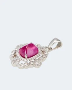 Anhänger Mit Rubin Und Zirkon 7 Anhänger Mit Rubin Und Zirkon -Modegeschäft 59625677 7275bdff 08e1 11ed 8f3c 5a72d431453d pics2080