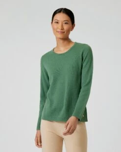 Pullover Mit Rundhalsausschnitt 16 Pullover Mit Rundhalsausschnitt -Modegeschäft 59629028 7a3fa788 01af 11ed 8f3c 5a72d431453d pics2080