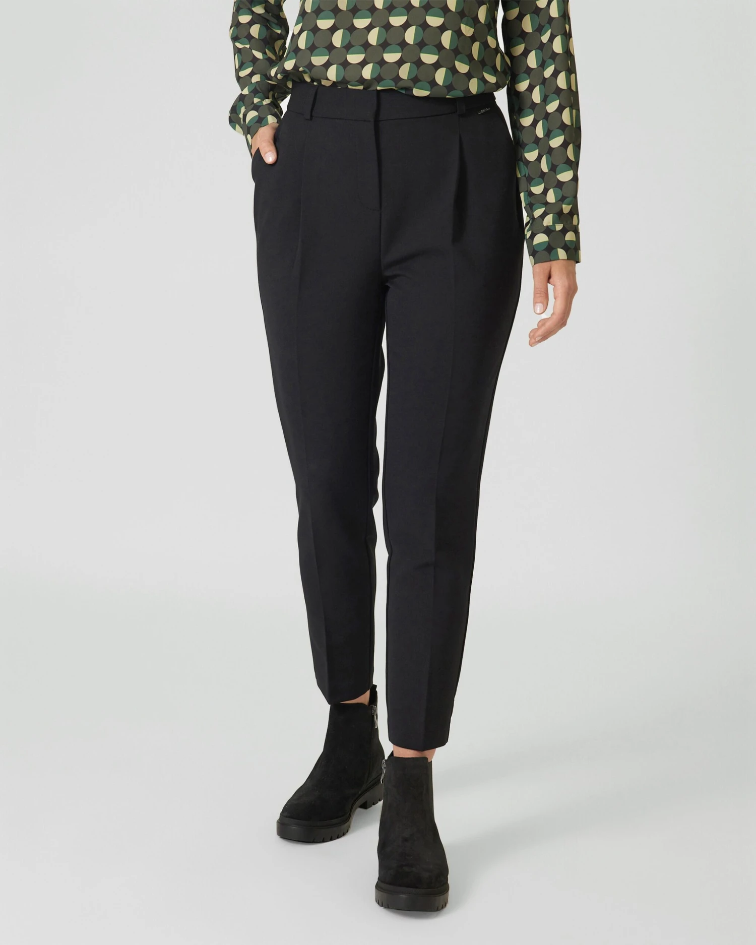 Bundfaltenhose 3 Bundfaltenhose