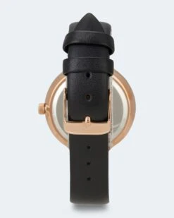 Damenuhr Mit Lederband -Modegeschäft 59645399 e9dbd7a4 1af0 11ed 9039 5a72d431453d pics2080