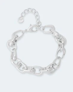 Armband Im Fantasiedesign -Modegeschäft 59647694 22a6b118 1ed1 11ed 9039 5a72d431453d pics2080