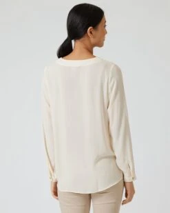 Bluse "Tonja" -Modegeschäft 59654260 3b43f6dd 2833 11ed 9039 5a72d431453d pics2080
