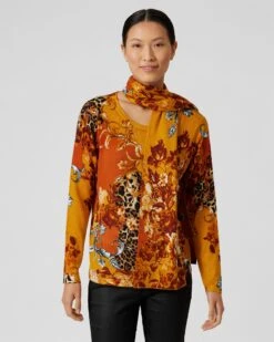 Pullover + Schal -Modegeschäft 59664849 9bbc1ff8 3802 11ed 9039 5a72d431453d pics2080