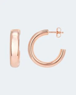 Creolen Im Klassik-Design -Modegeschäft 59686059 02c6b128 5069 11ed 9039 5a72d431453d pics2080