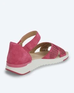 Caprice Sandale Mit Strassdekor 34 Caprice Sandale Mit Strassdekor -Modegeschäft 59725899 a261fbc4 8697 11ed a353 5a72d431453d pics2080