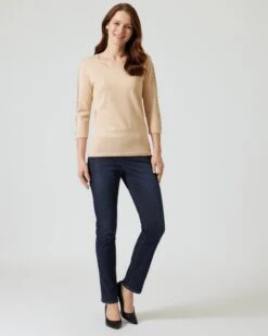 Pullover Mit Spitze 16 Pullover Mit Spitze -Modegeschäft 59727527 93cc139d 8b3f 11ed a353 5a72d431453d pics2080