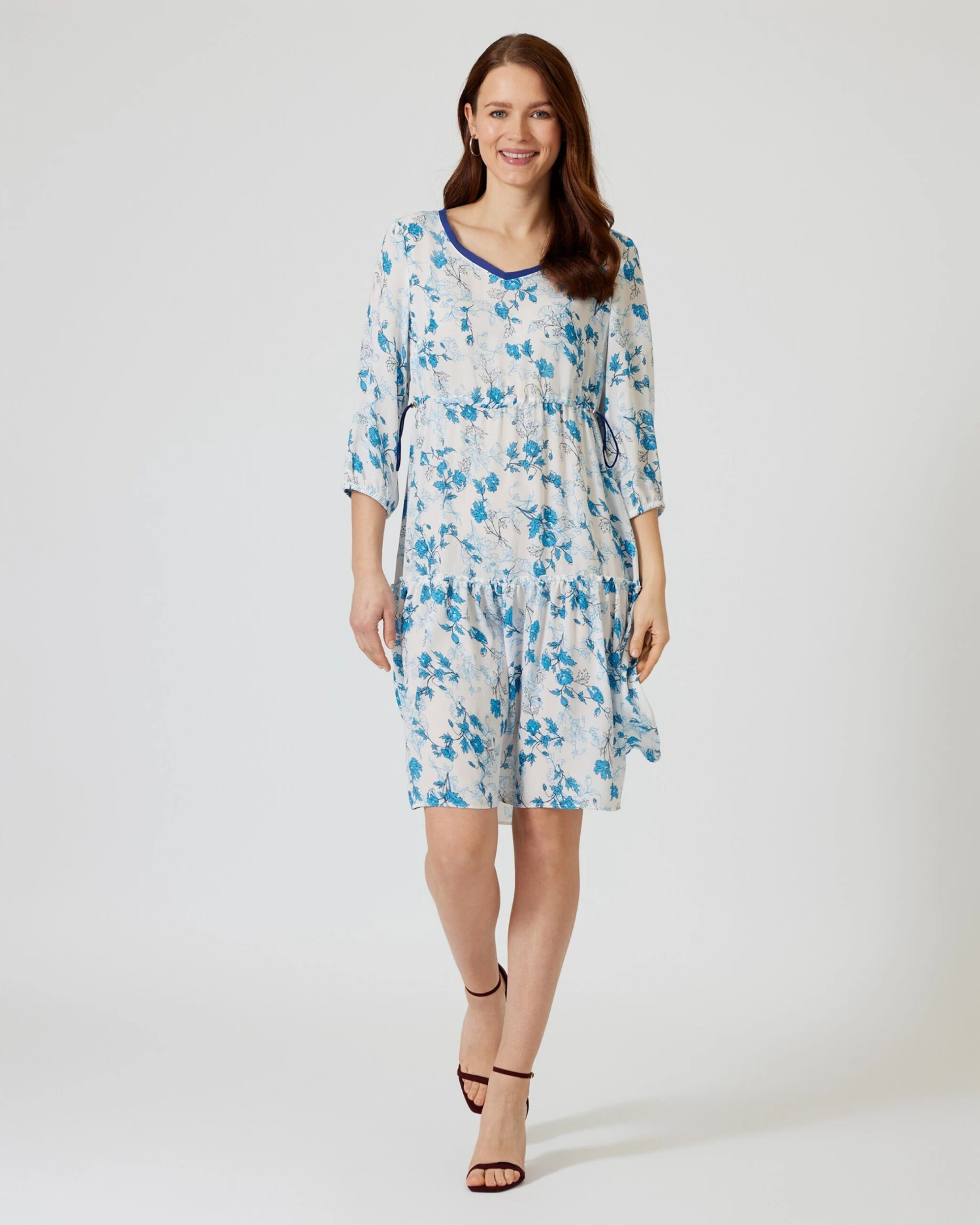 Kleid Mit Allover-Print 4 Kleid Mit Allover-Print – Bild 2