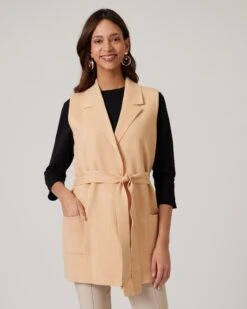 Weste Mit Bindegürtel 14 Weste Mit Bindegürtel -Modegeschäft 59735845 536c8fda 9647 11ed a353 5a72d431453d pics2080