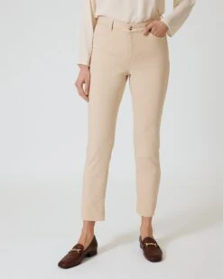 Wow-Jeans -Modegeschäft 59772870 2f7b7622 c23e 11ed 9083 5a72d431453d pics2080