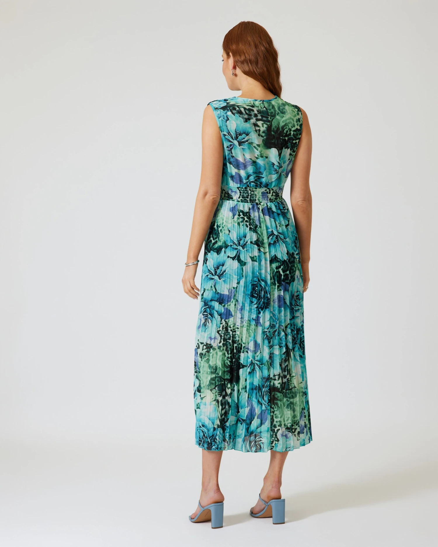 Kleid Mit Paisleyblüten 7 Kleid Mit Paisleyblüten – Bild 5