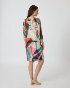 Bigshirt "Graphic Delight" -Modegeschäft 59792366 6e9cd2d8 d835 11ed 9083 5a72d431453d pics2080