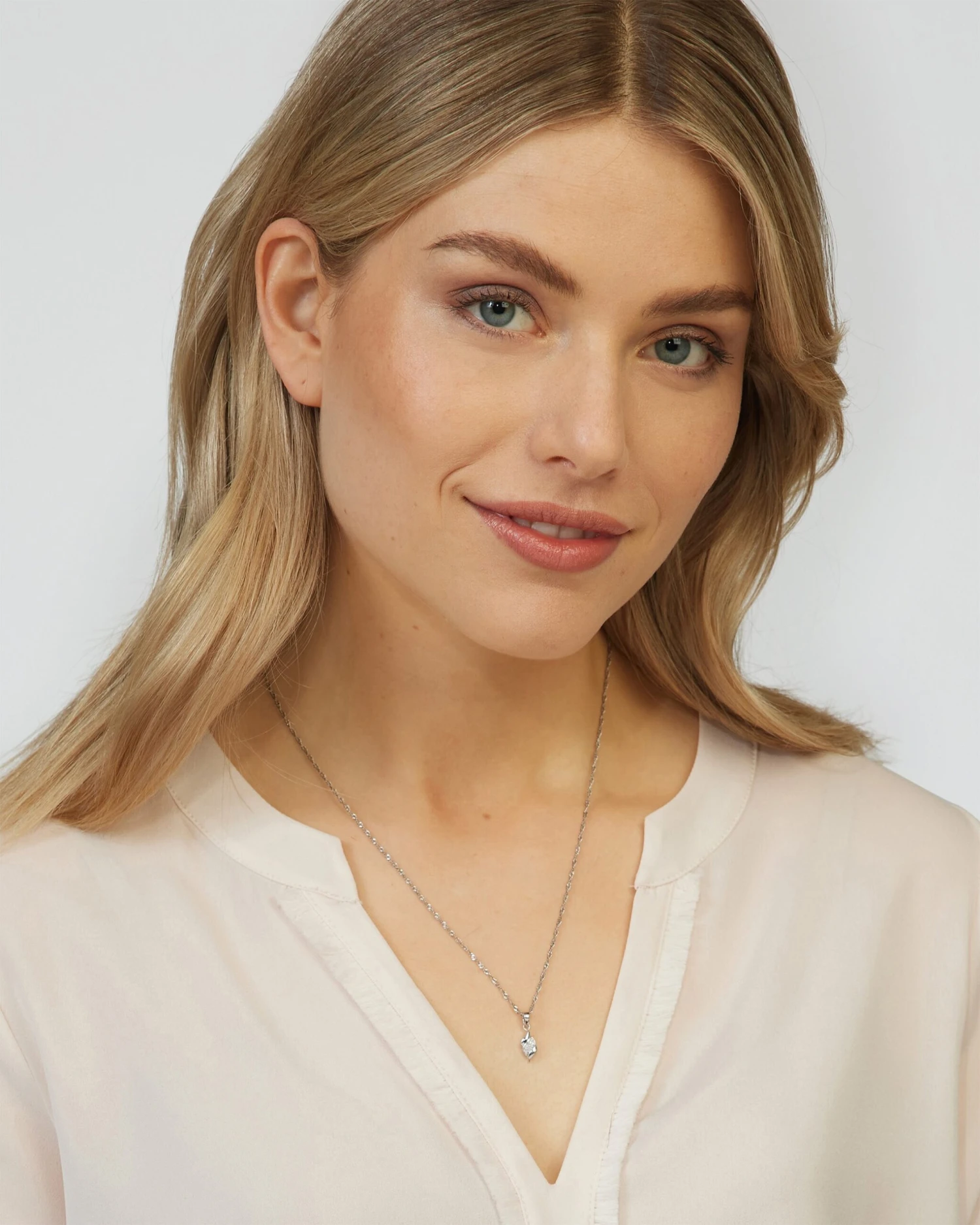 Diamant-Anhänger 0,03 Ct 11 Diamant-Anhänger 0,03 Ct – Bild 9