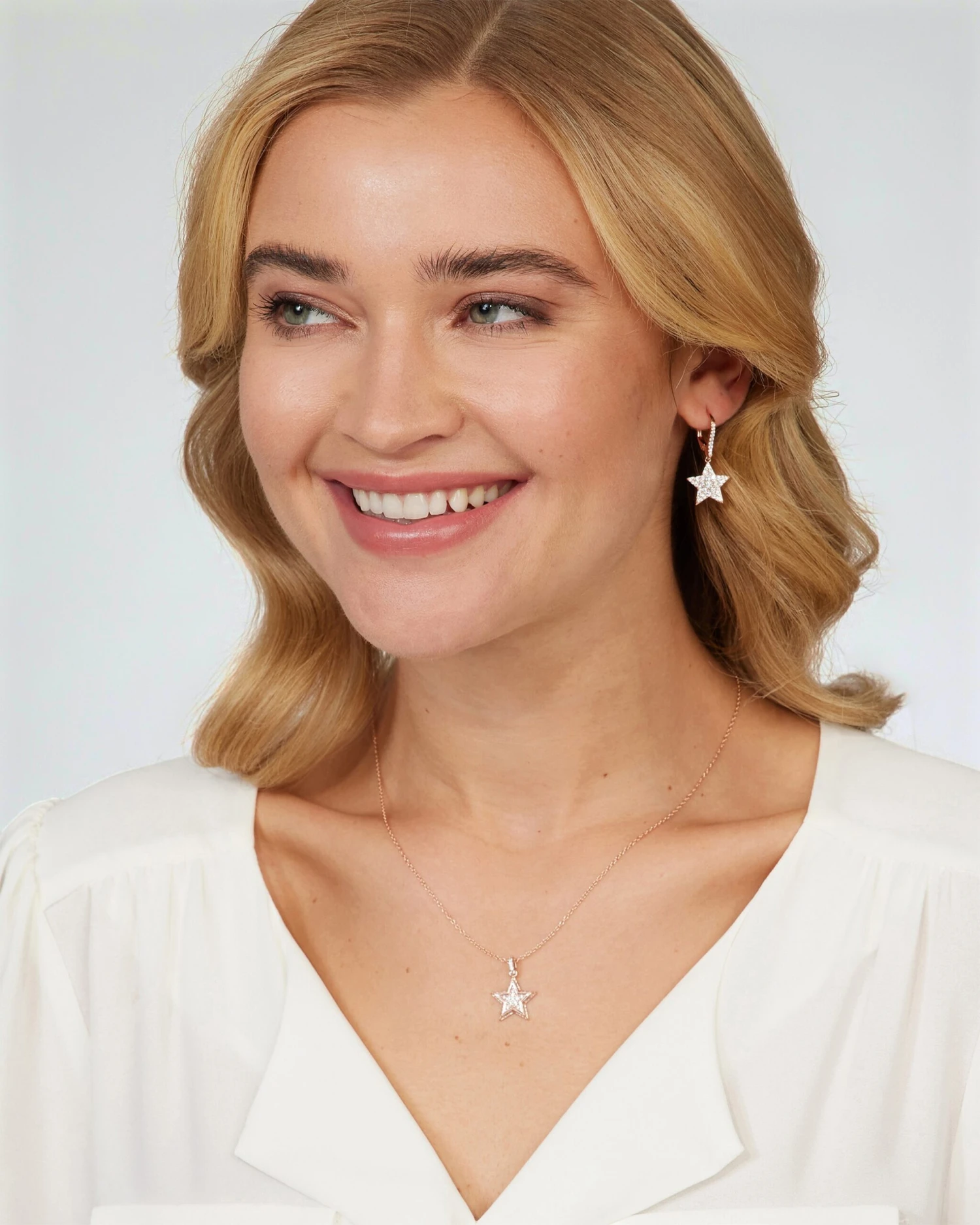 Anhänger Mit Zirkonia An Kette 11 Anhänger Mit Zirkonia An Kette – Bild 9