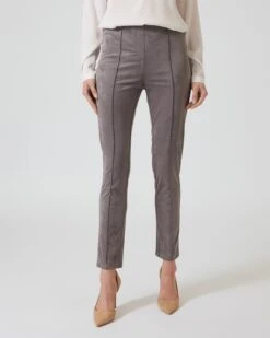 Schlupfhose Mit Exklusivdruck -Modegeschäft 59803886 22073284 e596 11ed 9083 5a72d431453d pics2080