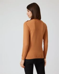Pullover Mit Zierknöpfen -Modegeschäft 59811395 23b6a4bd f09a 11ed 9083 5a72d431453d pics2080