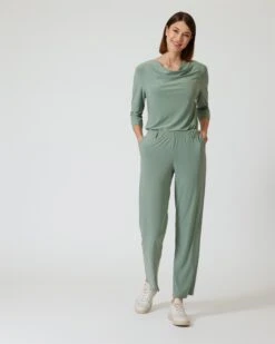 Hose Mit Strass-Deko -Modegeschäft 59811459 8f9e38b3 f09a 11ed 9083 5a72d431453d pics2080