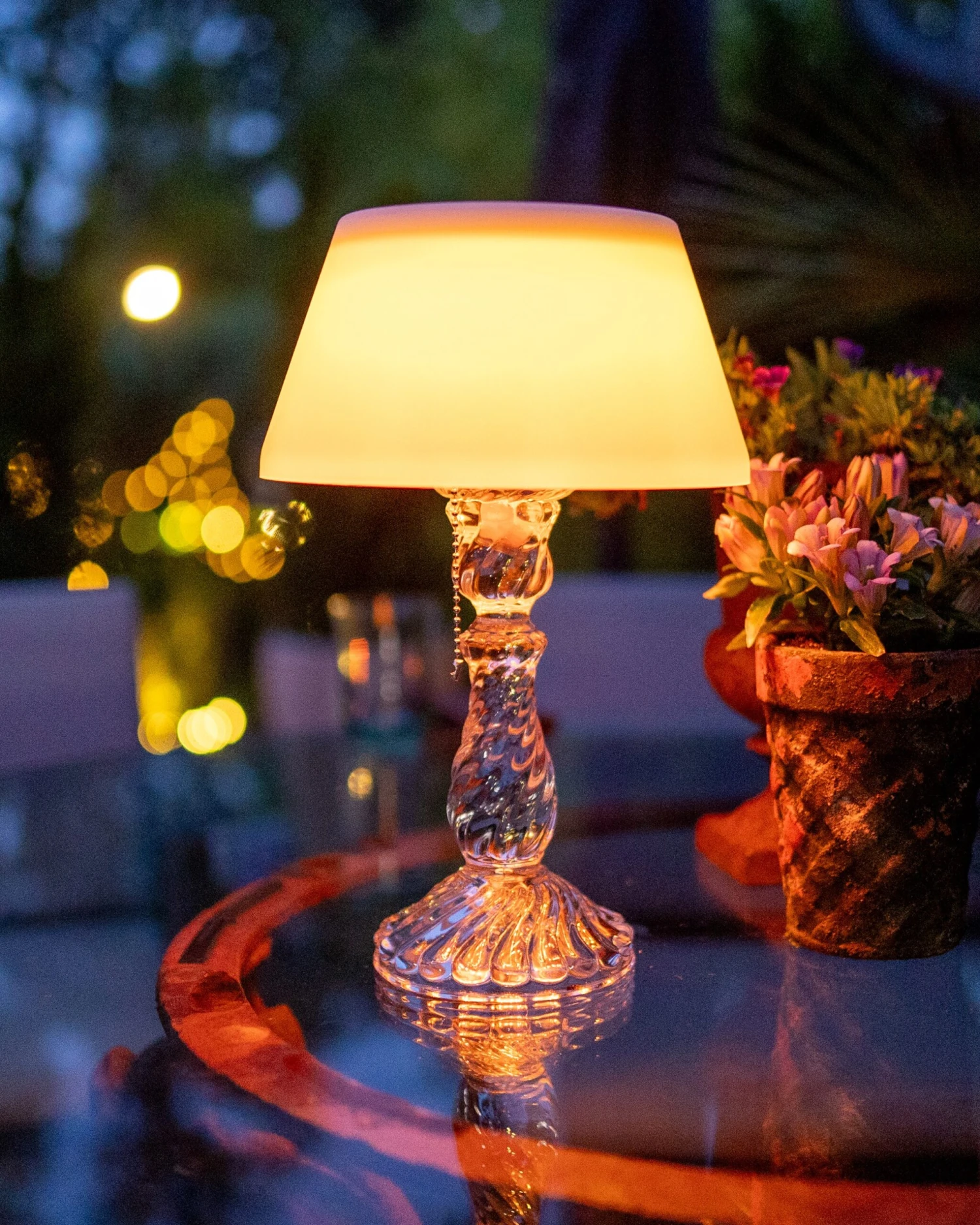 Solar-Tischleuchte Mit USB-Option 3 Solar-Tischleuchte Mit USB-Option