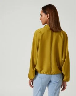 Cropped Bluse Mit Bindeband 9 Cropped Bluse Mit Bindeband -Modegeschäft 59818419 7c78be46 fba2 11ed 9169 5a72d431453d pics2080