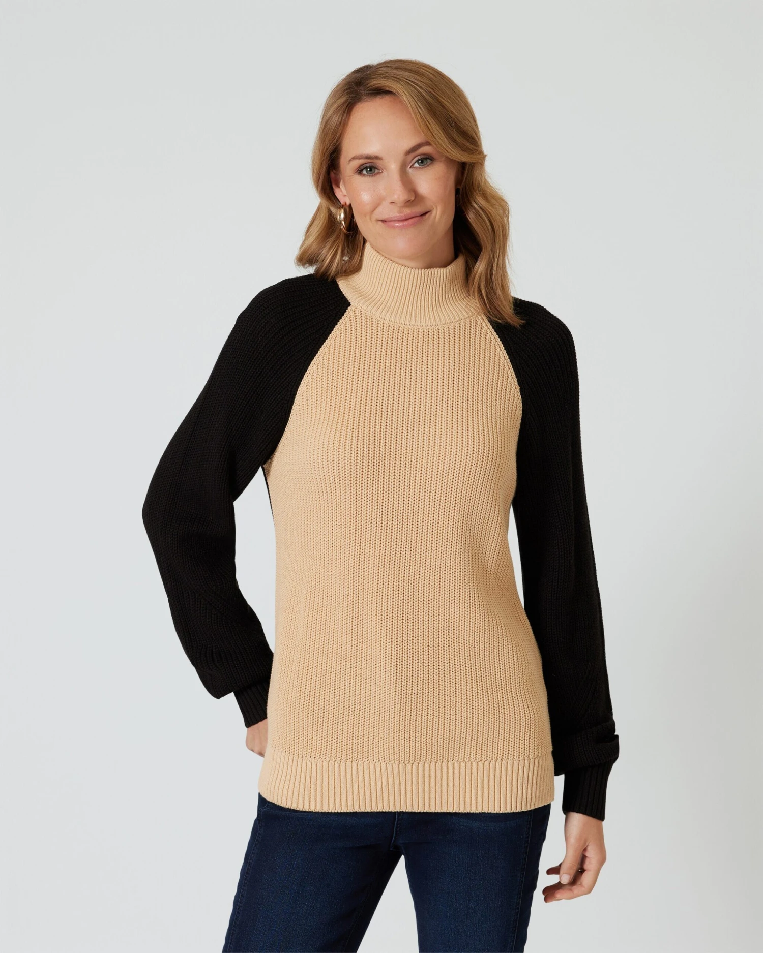 Pullover Mit Kontrast-Ärmeln 4 Pullover Mit Kontrast-Ärmeln – Bild 2