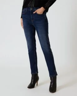 Jeans Mit Strassdetails