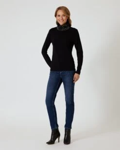 5-Pocket-Jeans Mit Hotfix-Details -Modegeschäft 59821428 8ebcd229 0048 11ee 9169 5a72d431453d pics2080