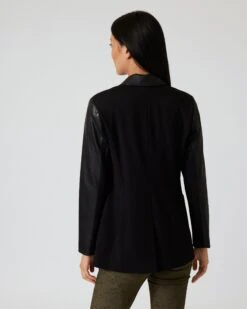 Blazer Aus Lederimitat -Modegeschäft 59822219 d4dc5dd7 0125 11ee 9169 5a72d431453d pics2080
