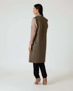 Wendeweste Mit Webpelz 18 Wendeweste Mit Webpelz -Modegeschäft 59822304 04b99727 0126 11ee 9169 5a72d431453d pics2080