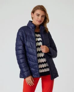 Steppjacke Light -Modegeschäft 59823005 4501b349 036c 11ee 9169 5a72d431453d pics2080