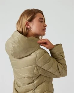 Steppjacke Light -Modegeschäft 59823010 47f3997e 036c 11ee 9169 5a72d431453d pics2080