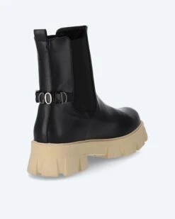 Boot Mit Logokette 10 Boot Mit Logokette -Modegeschäft 59826039 f6fd52f2 069b 11ee 9169 5a72d431453d pics2080