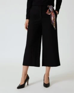 Marlenehose Mit Bindedetail -Modegeschäft 59826226 c999a89c 06a9 11ee 9169 5a72d431453d pics2080