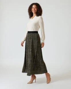 Rock Mit Leomuster -Modegeschäft 59827527 c17e1aca 09be 11ee 9169 5a72d431453d pics2080