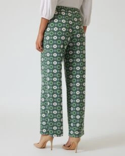 Schlupfhose Mit Grafikdruck -Modegeschäft 59827597 f5dbe88d 09be 11ee 9169 5a72d431453d pics2080