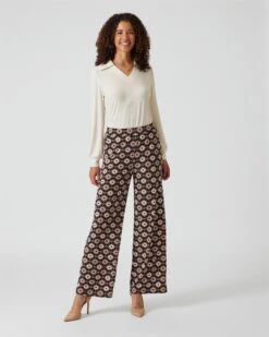 Schlupfhose Mit Grafikdruck -Modegeschäft 59827598 f6a4fcc1 09be 11ee 9169 5a72d431453d pics2080