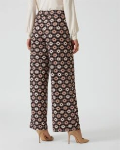 Schlupfhose Mit Grafikdruck -Modegeschäft 59827604 fa5f35ba 09be 11ee 9169 5a72d431453d pics2080