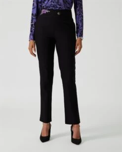 Hose Mit Stickerei Am Bund