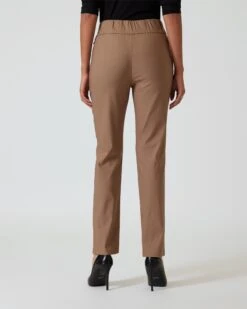 Hose Mit Stickerei Am Bund -Modegeschäft 59828190 4b785dce 0a80 11ee 9169 5a72d431453d pics2080