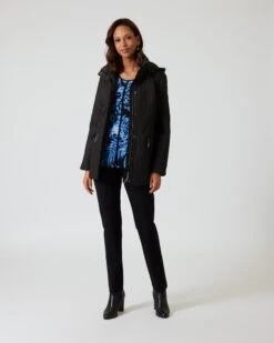 Steppjacke -Modegeschäft 59828215 581c3bab 0a80 11ee 9169 5a72d431453d pics2080