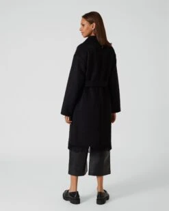 Doubleface-Mantel Mit Fransen 9 Doubleface-Mantel Mit Fransen -Modegeschäft 59828975 a5072f82 0b5d 11ee 9169 5a72d431453d pics2080