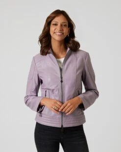 Lederjacke Mit Kapuze 12 Lederjacke Mit Kapuze -Modegeschäft 59830807 32eb52c6 0f3c 11ee 9169 5a72d431453d pics2080