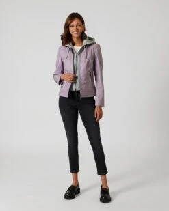 Lederjacke Mit Kapuze 10 Lederjacke Mit Kapuze -Modegeschäft 59830812 35f43378 0f3c 11ee 9169 5a72d431453d pics2080