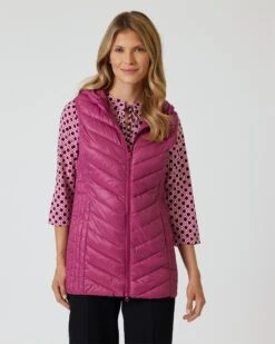 Longweste Gesteppt 19 Longweste Gesteppt -Modegeschäft 59832853 0b7e1462 11bb 11ee 9169 5a72d431453d pics2080