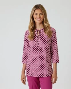 Tunika-Bluse Mit Grafikmuster -Modegeschäft 59832930 57445ab9 11bb 11ee 9169 5a72d431453d pics2080