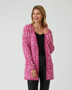 Flauschgarn-Jacke -Modegeschäft 59833293 d685e0c9 13f3 11ee 9169 5a72d431453d pics2080